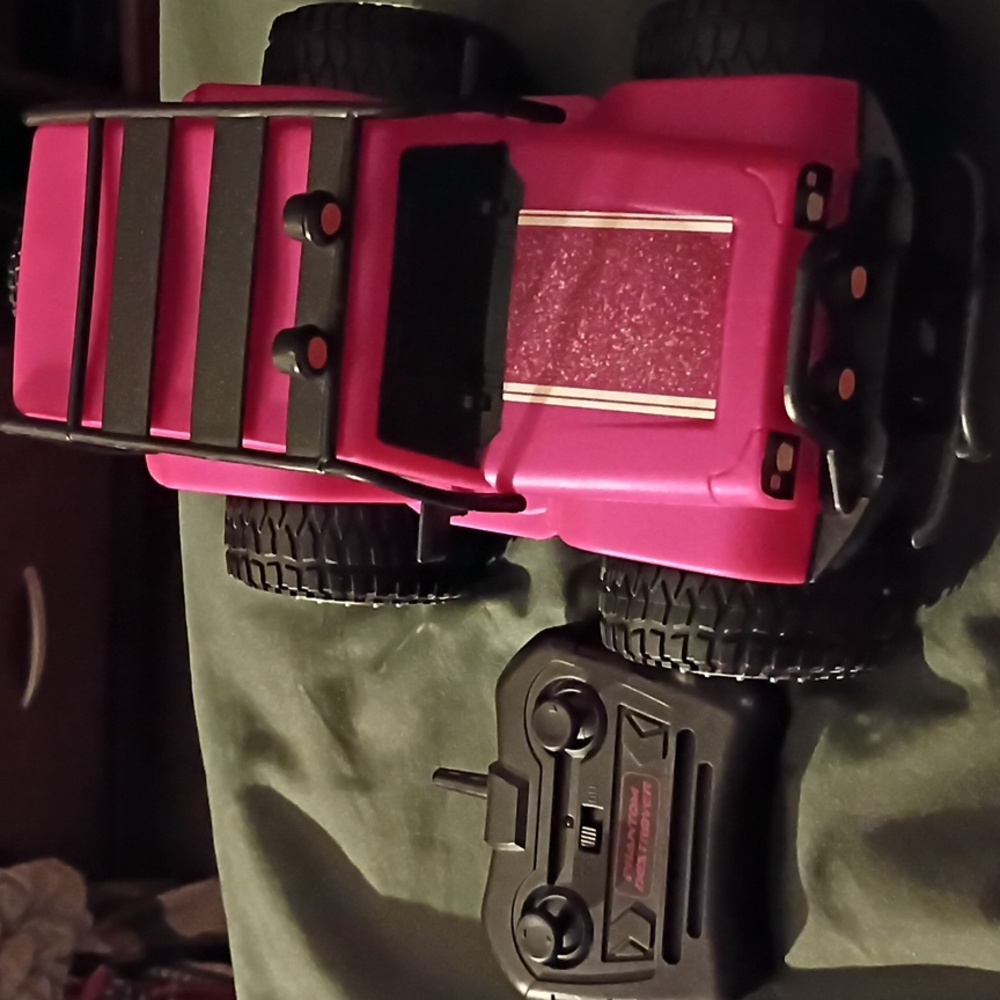 Sharper Image Pink and Black Remote Control Car